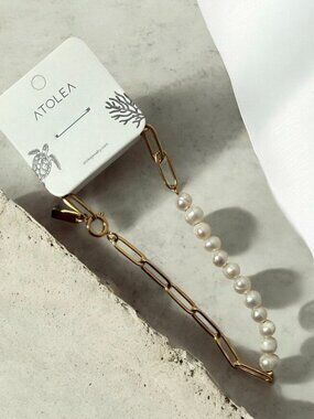 NWT ATOLEA Paperclip Bracelet accented with Freshwater Pearls
